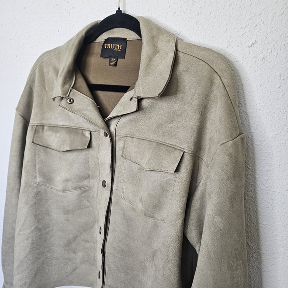 Truth by Republic Jacket Womens Medium Olive Green Faux Suede Short Snap Up FALL - Picture 2 of 9